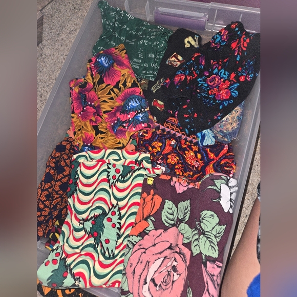 Lularoe Leggings Bundle - Picture 3 of 4